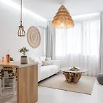 Apart-hotel Vanilla Boutique Atmabnb 12 3*
