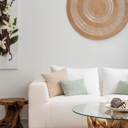 Apart-hotel Vanilla Boutique Atmabnb 12 3*