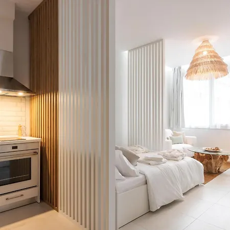Vanilla Boutique Atmabnb 12 Апартхотел Солун