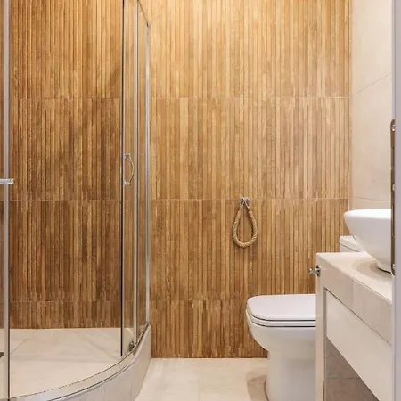 Aparthotel Vanilla Boutique Atmabnb 12 3*